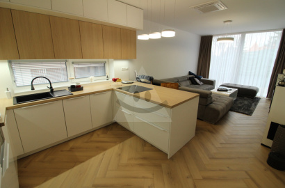 Apartmán na predaj, 2. izbový, Podskalné, Bojnice,