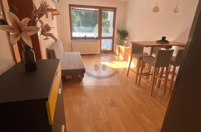 Na predaj 3-izbový byt s balkónom v Bojniciach, sídlisko Lúčky, ul. SNP Na predaj 3-izbový byt s balkónom v Bojniciach, sídlisko Lúčky, ul. SNP