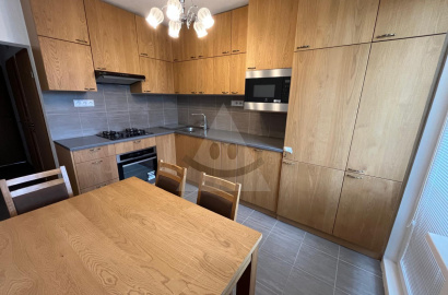 3 izbový byt na predaj 72 m2, ul. Majerská, Prievidza 3 izbový byt na predaj 72 m2, ul. Majerská, Prievidza