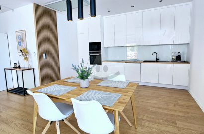 Na prenajom - Moderný loft s veľkou terasou v centre Prievidze Na prenajom - Moderný loft s veľkou terasou v centre Prievidze